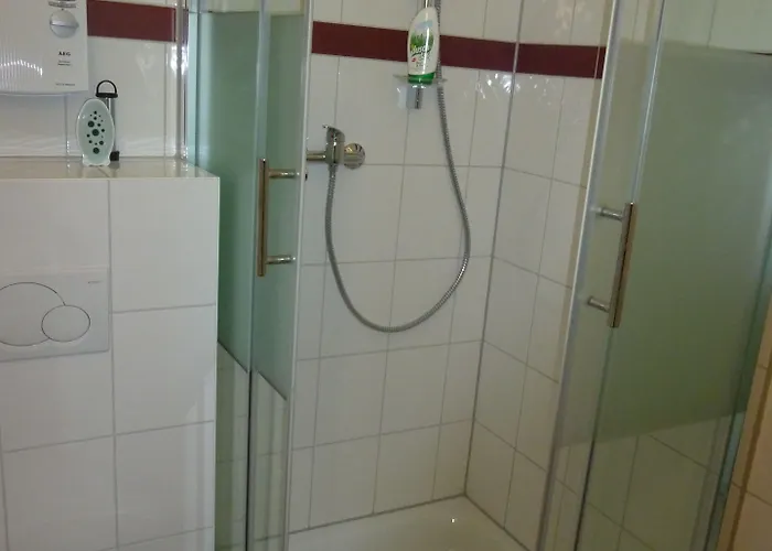 Отель Famosa Дюссельдорф