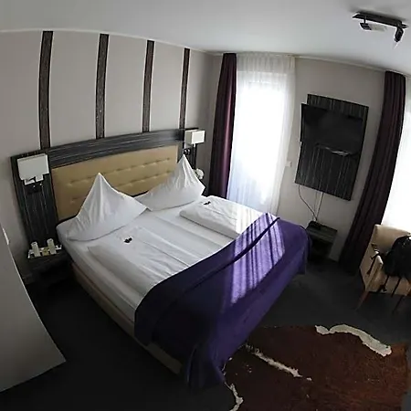 Famosa Hotel