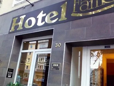 Famosa Отель Дюссельдорф