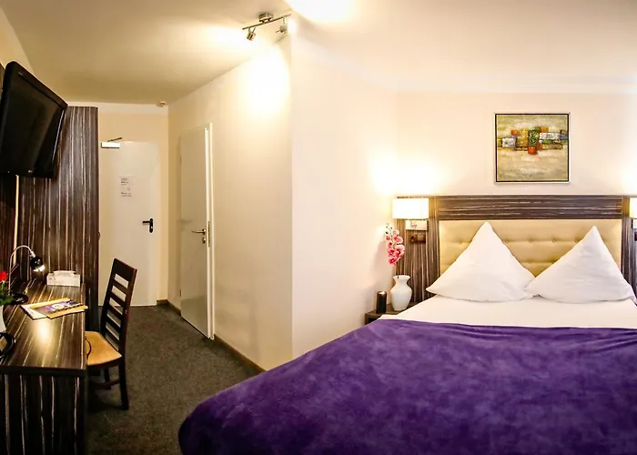 Hotel Famosa Düsseldorf